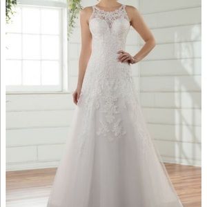 Essence of Australia NWT size 14 wedding dress